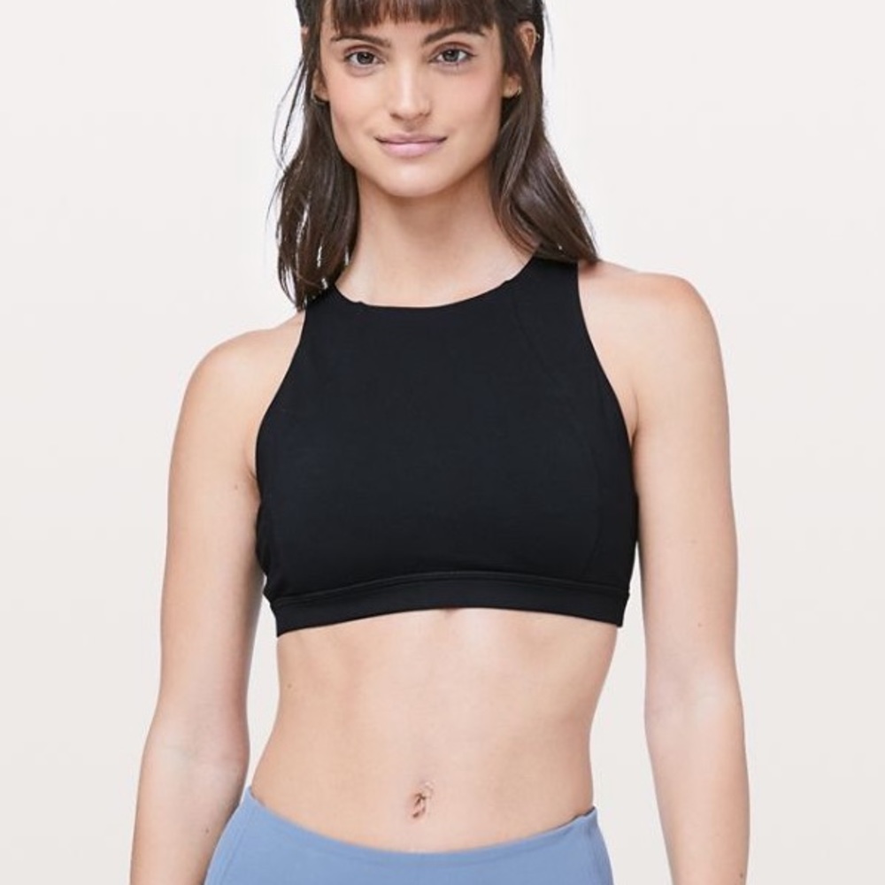 Lululemon Free to be Serene *High Neck